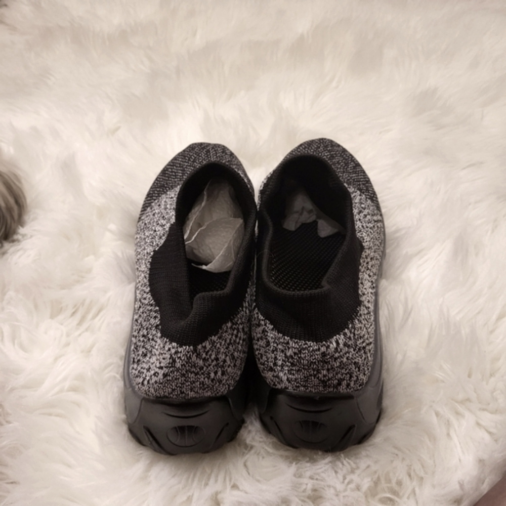 Black and Gray Women's Comfort Dress Shoes‎ Size 10.5 - Picture 2 of 5